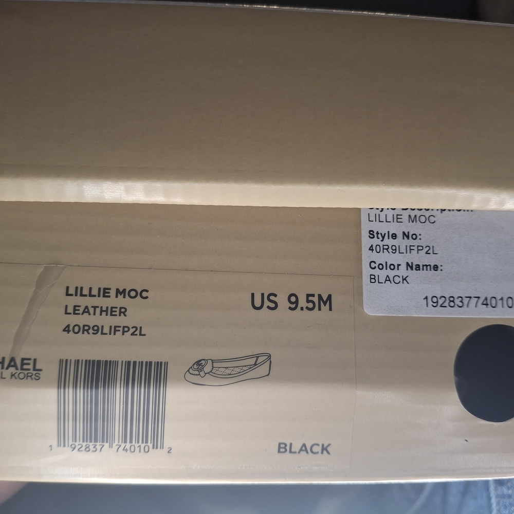 Michael Kors Lillie Moc Leather Shoes - Black